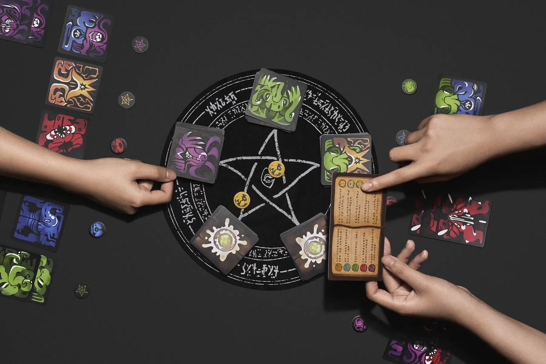 Players gather cards and tokens around the Club Of Cthulhu ritual mat